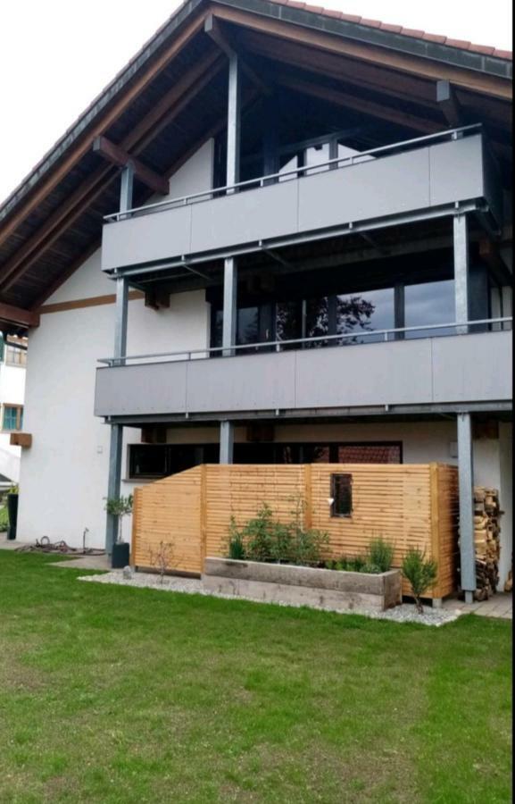 Schoene Einzimmer Wohnung Zwischen Bodensee Und Allgaeu Neukirch  Exterior photo